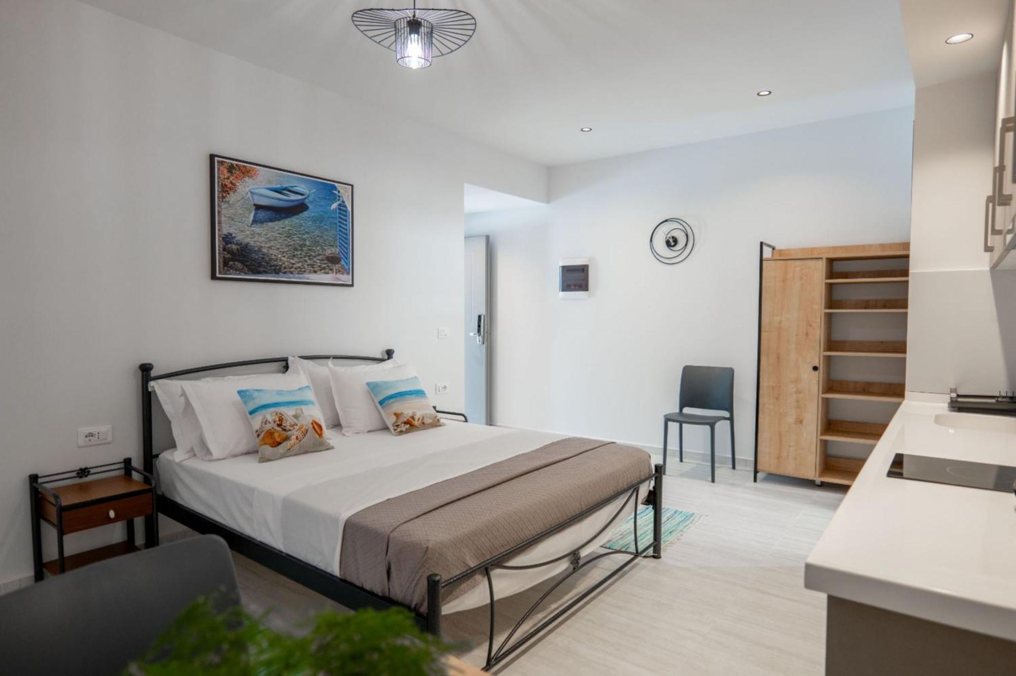 Aleksandra Apartments Sarandë Eksteriør billede