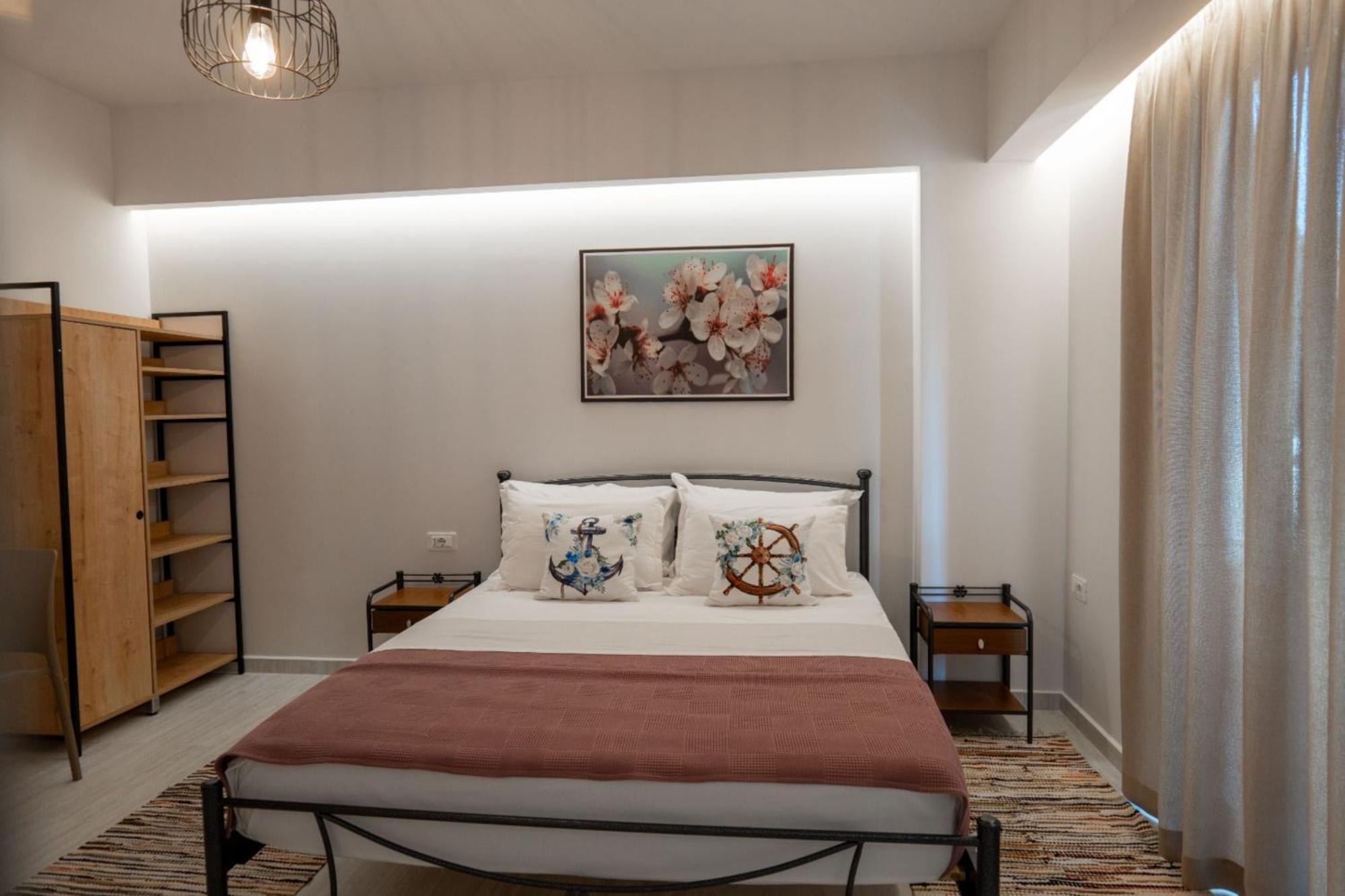 Aleksandra Apartments Sarandë Eksteriør billede
