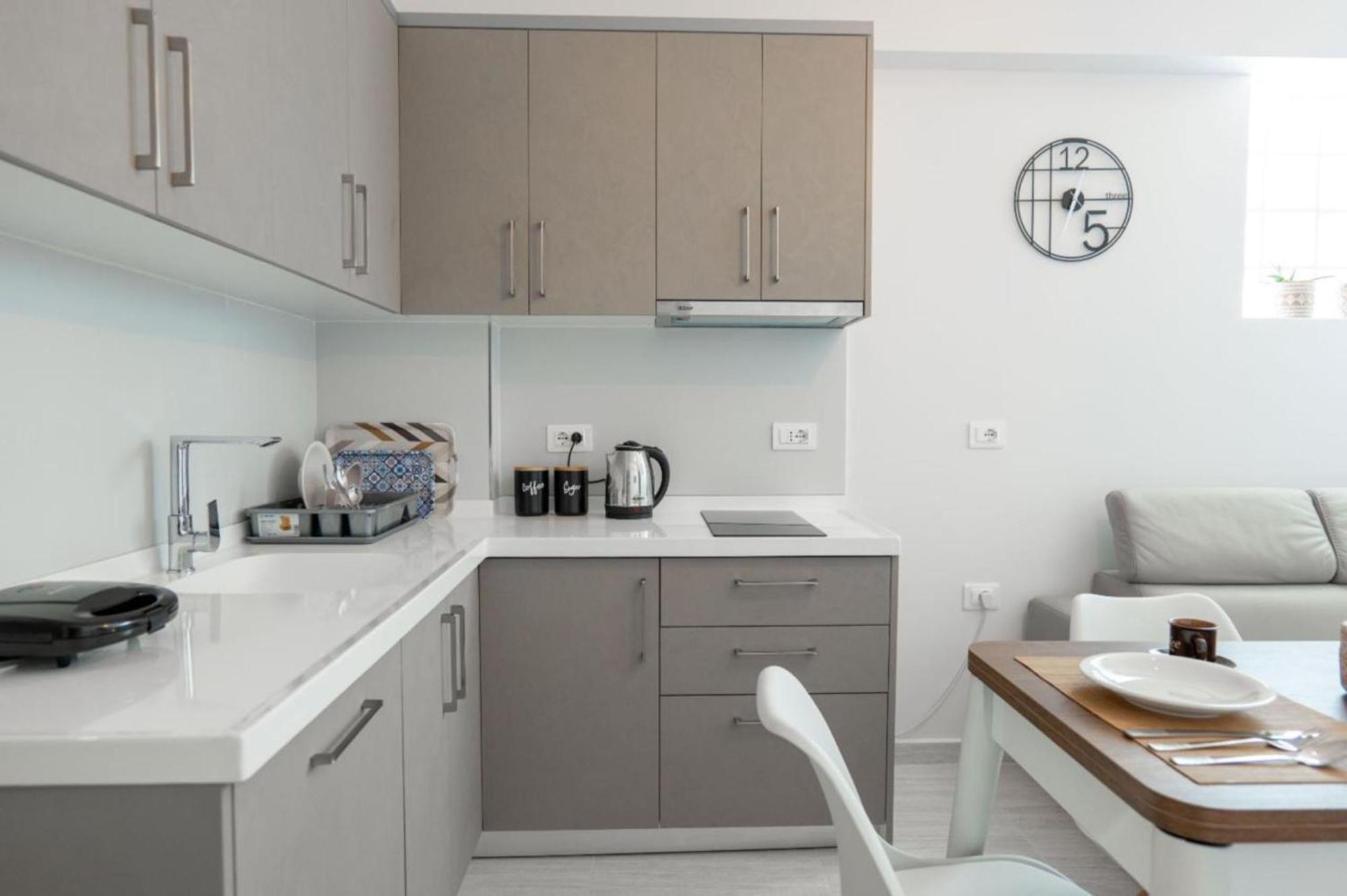 Aleksandra Apartments Sarandë Eksteriør billede